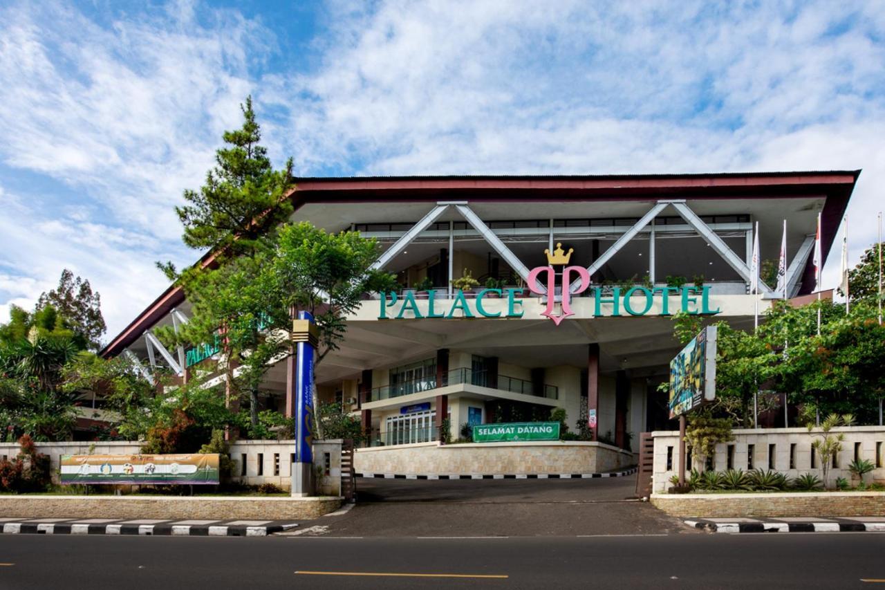 Palace Hotel Puncak Bagian luar foto